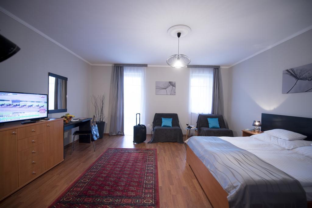 Salt Hill Apartmanok Egerszalok Exterior photo