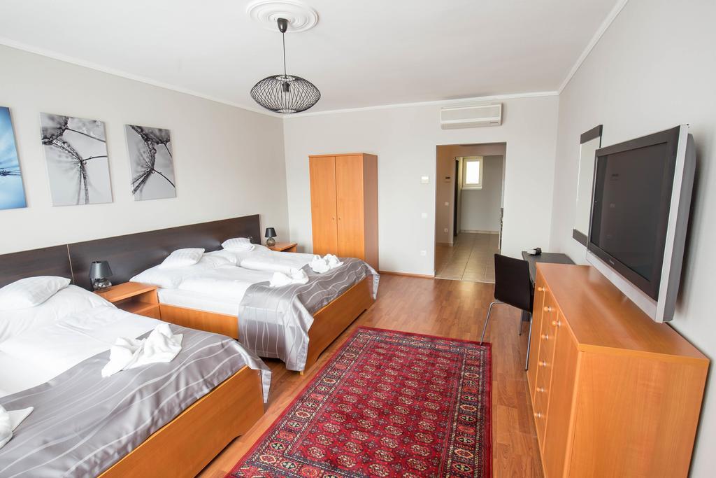 Salt Hill Apartmanok Egerszalok Exterior photo